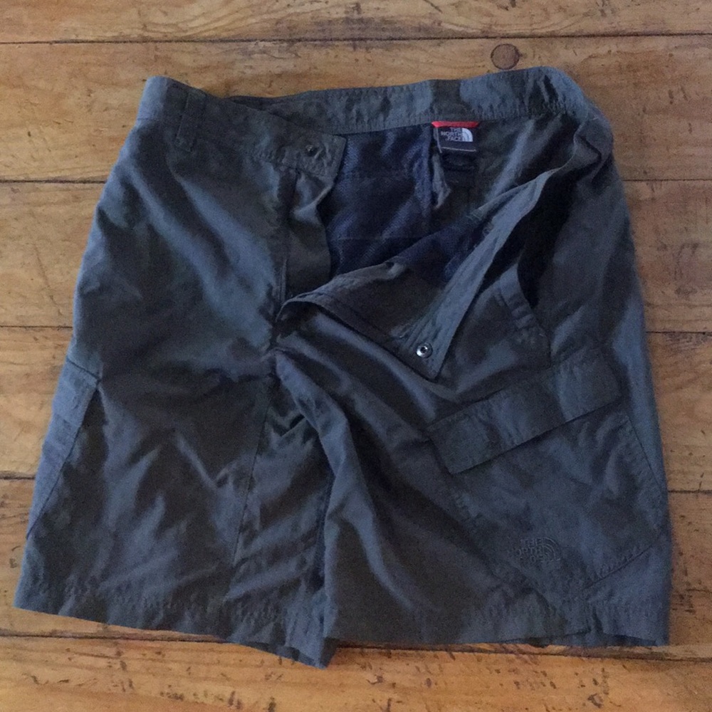 EUC, The North Face Rainer Surplus Men Short 34
